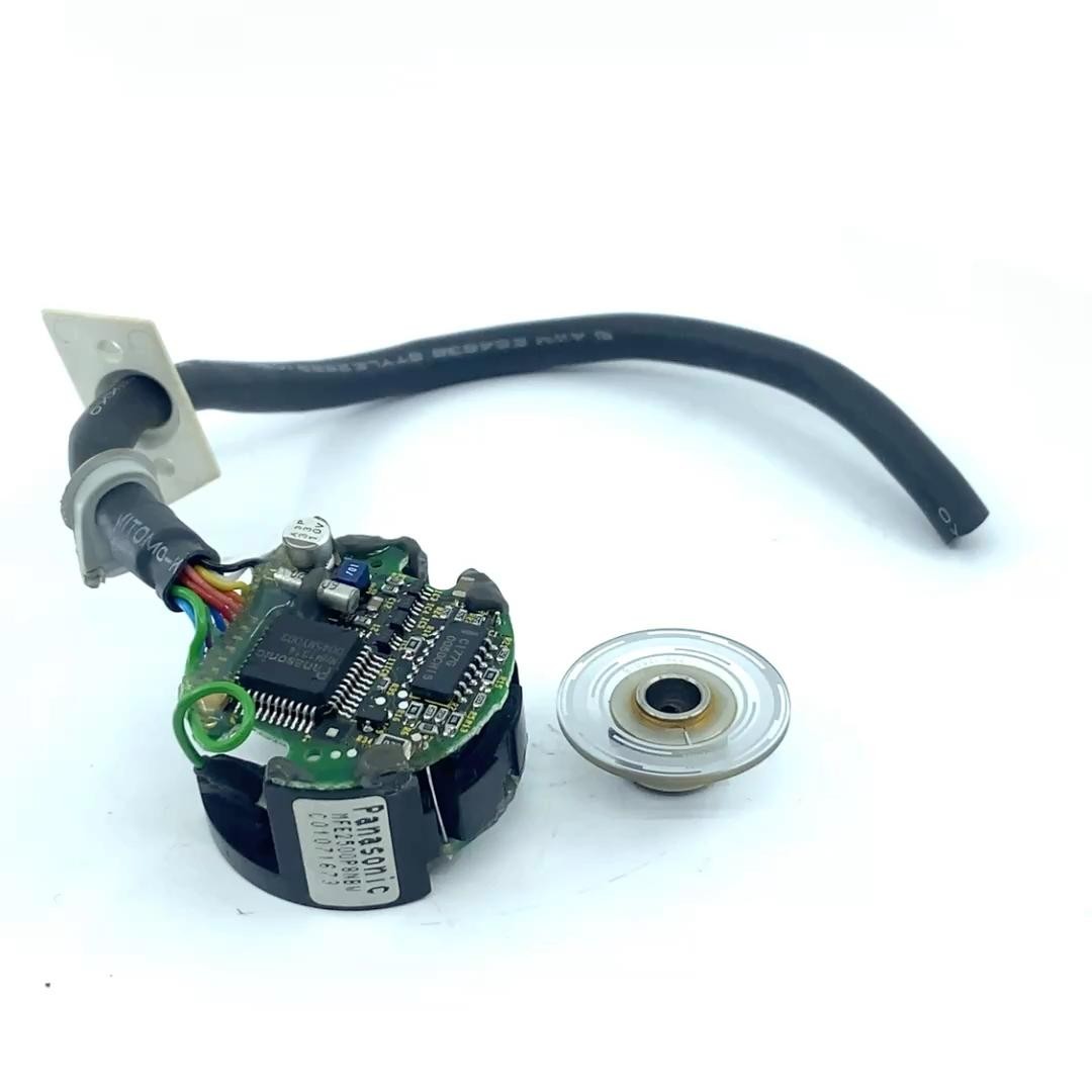 PANASONIC MFE2500P8NBW